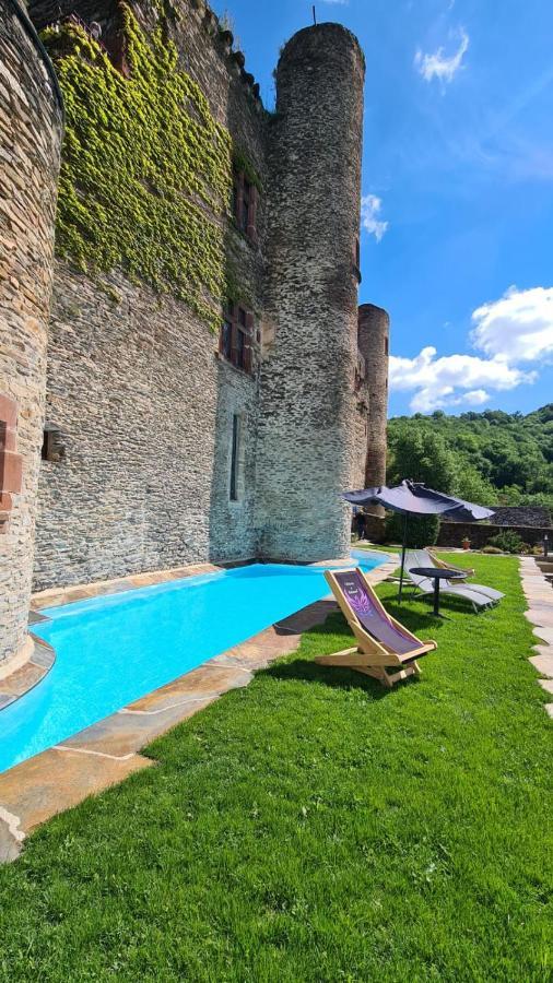 Chambre D'Hotes Au Chateau De Belcastel Esterno foto