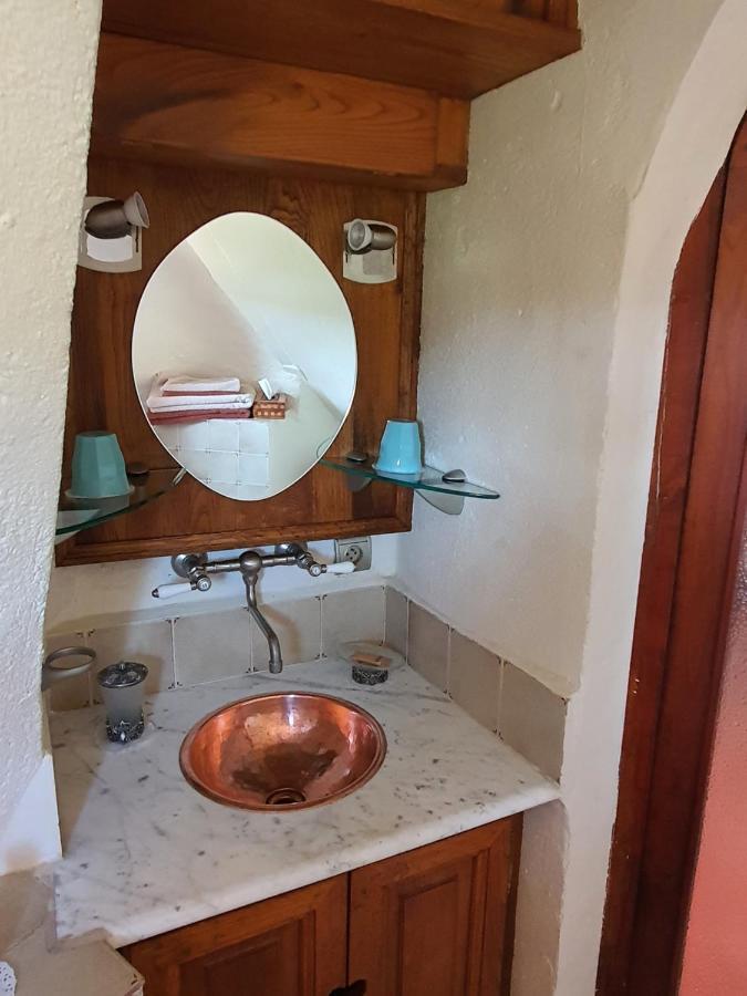 Chambre D'Hotes Au Chateau De Belcastel Esterno foto