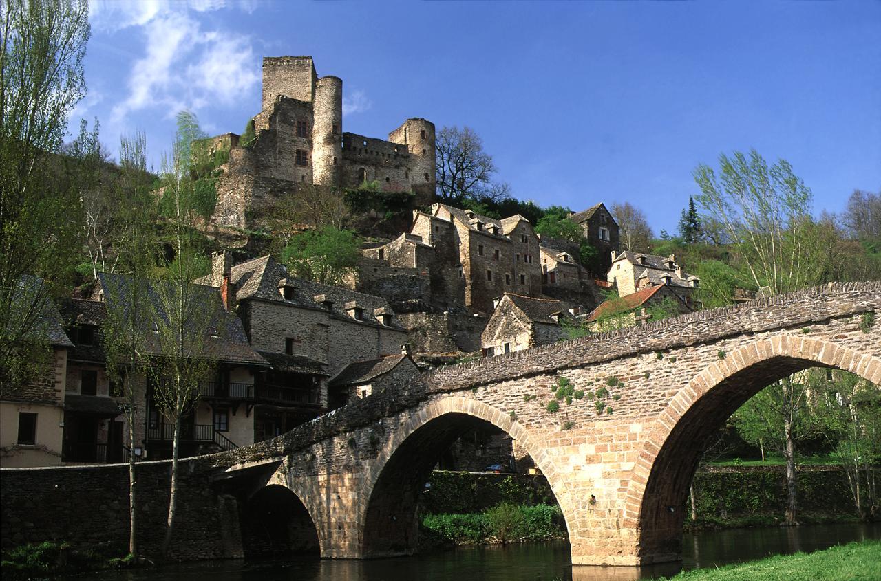 Chambre D'Hotes Au Chateau De Belcastel Esterno foto